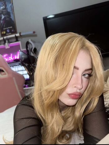 Thayse kloppel page leaked private photo uncensored HD quality