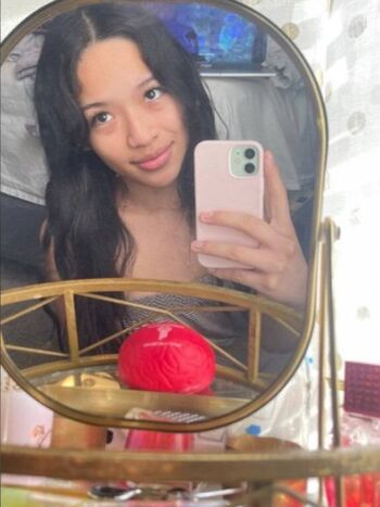 Theluvmia leaked private photo uncensored HD quality
