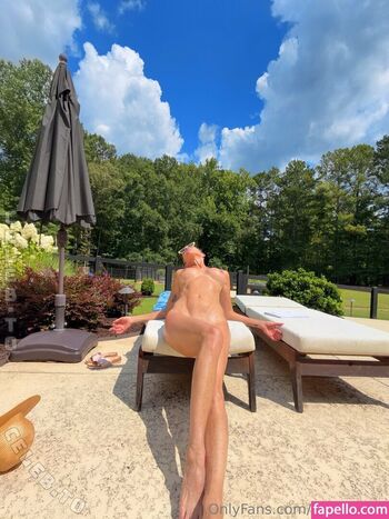 Tricia helfer  page leaked private photo uncensored HD quality