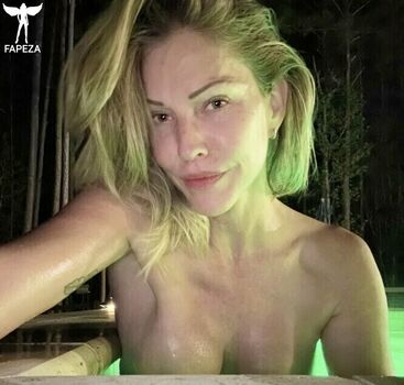 Tricia helfer  page leaked private photo uncensored HD quality