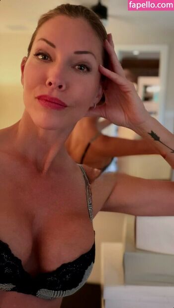 Tricia helfer  page leaked private photo uncensored HD quality