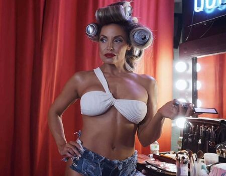 Trish stratus page leaked private photo uncensored HD quality