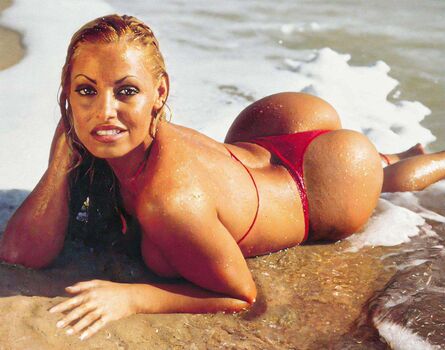 Trish stratus leaked private photo uncensored HD quality