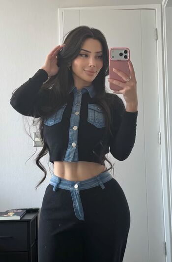 Vaimonroe  page leaked private photo uncensored HD quality
