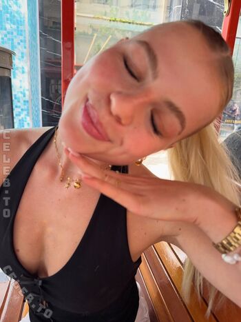 Vallixpauline page leaked private photo uncensored HD quality