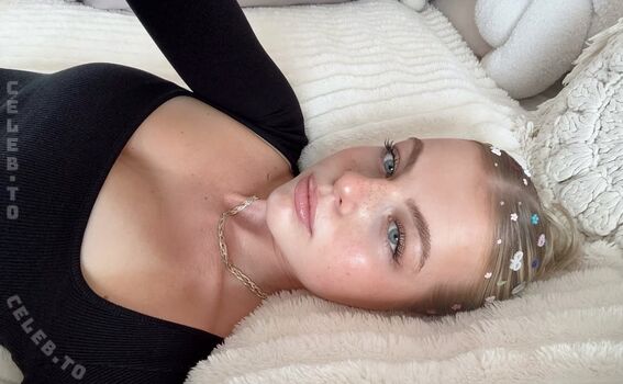 Vallixpauline leaked private photo uncensored HD quality
