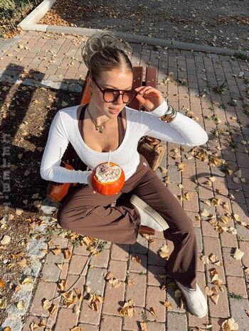 Vallixpauline leaked private photo uncensored HD quality
