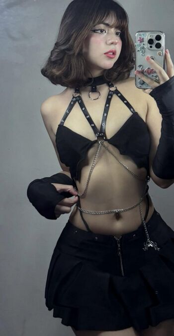 Vaniasse  page leaked private photo uncensored HD quality
