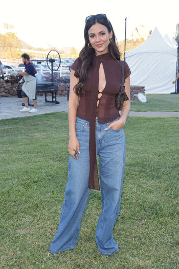 Victoria justice  page leaked private photo uncensored HD quality