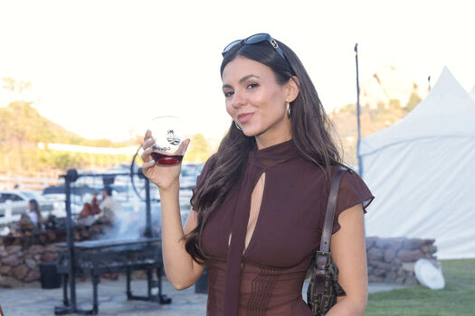 Victoria justice  page leaked private photo uncensored HD quality
