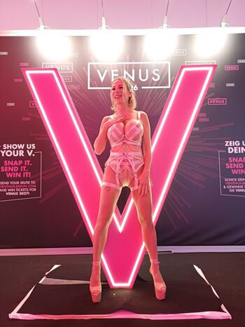 Victoria nova leaked private photo uncensored HD quality