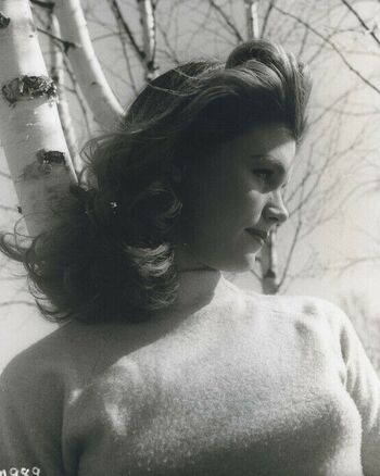 Vintage sexy celebs page leaked private photo uncensored HD quality