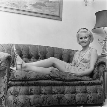 Vintage starlets page leaked private photo uncensored HD quality