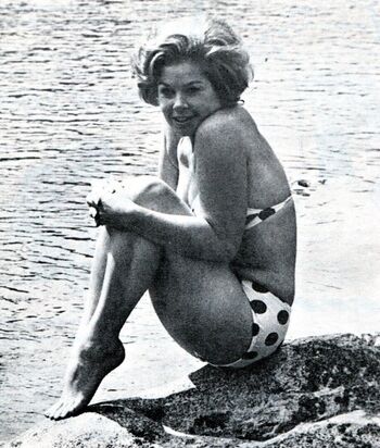 Vintage starlets page leaked private photo uncensored HD quality