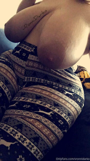 Vronnidarko leaked private photo uncensored HD quality