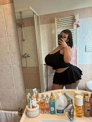 Vvalentinabonetalli leaked private photo uncensored HD quality