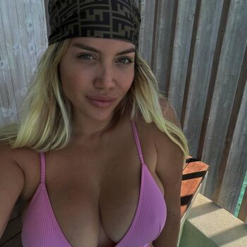 Wanda nara page leaked private photo uncensored HD quality
