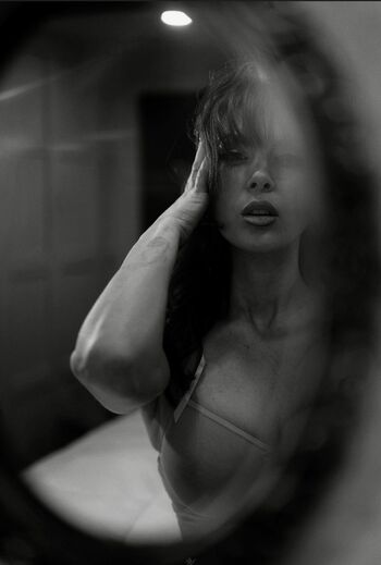 Watchgirlsplay  page leaked private photo uncensored HD quality