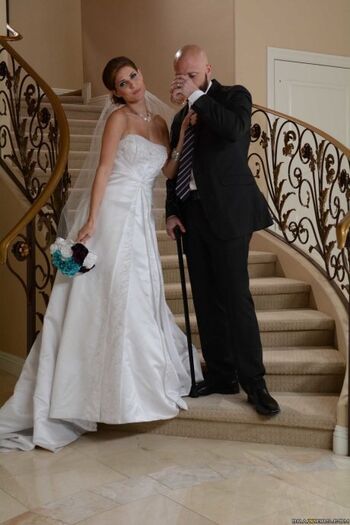 Wedding dresses leaked private photo uncensored HD quality