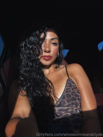 Whosbonnieandclyde leaked private photo uncensored HD quality