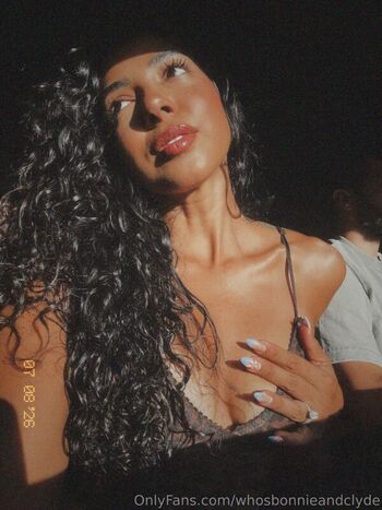 Whosbonnieandclyde leaked private photo uncensored HD quality