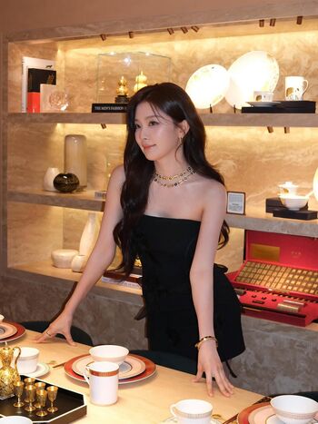 Womenk pop page leaked private photo uncensored HD quality