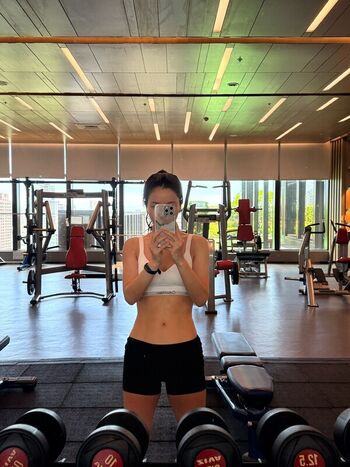 Womenk pop page leaked private photo uncensored HD quality