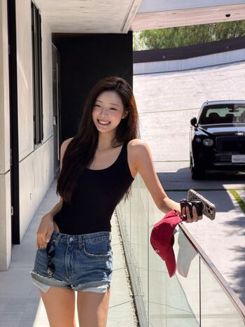 Womenk pop page leaked private photo uncensored HD quality