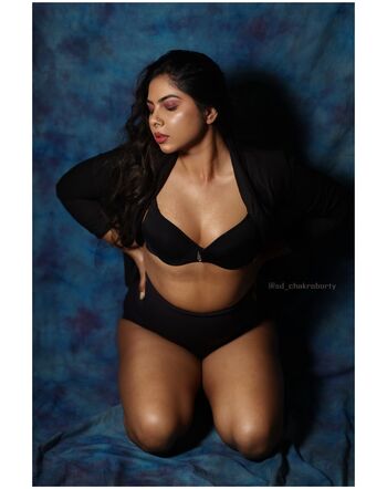 Yajna seni  page leaked private photo uncensored HD quality