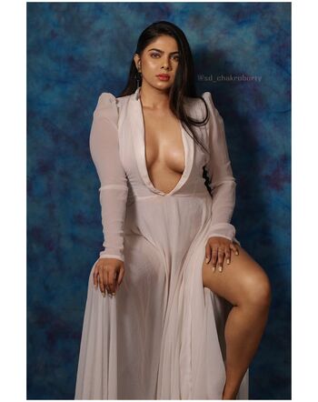 Yajna seni  page leaked private photo uncensored HD quality