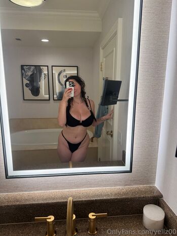 Yellz  page leaked private photo uncensored HD quality