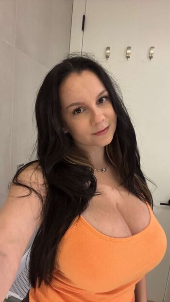 Yellz  page leaked private photo uncensored HD quality