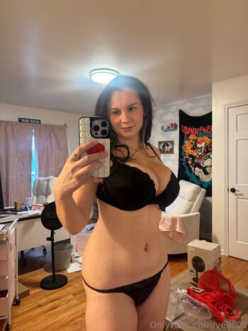 Yellz  page leaked private photo uncensored HD quality