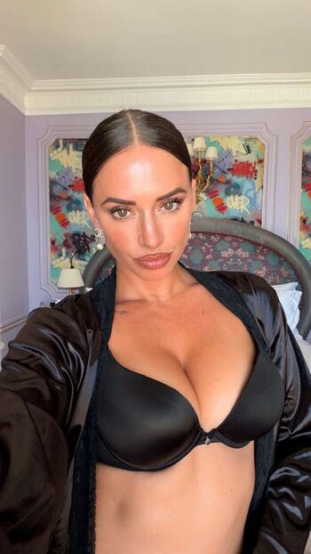 Yesjulz  page leaked private photo uncensored HD quality