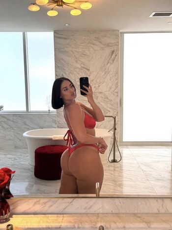 Yesjulz  page leaked private photo uncensored HD quality