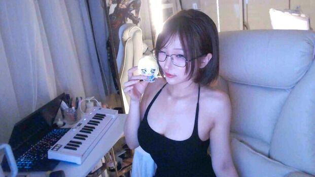 Yurasweb leaked private photo uncensored HD quality