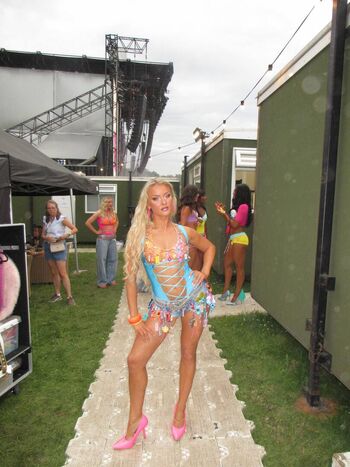 Zara larsson  page leaked private photo uncensored HD quality