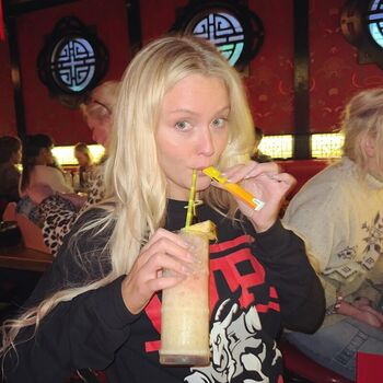 Zara larsson  page leaked private photo uncensored HD quality