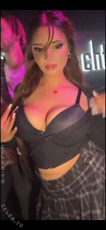 Zilan pakize leaked private photo uncensored HD quality
