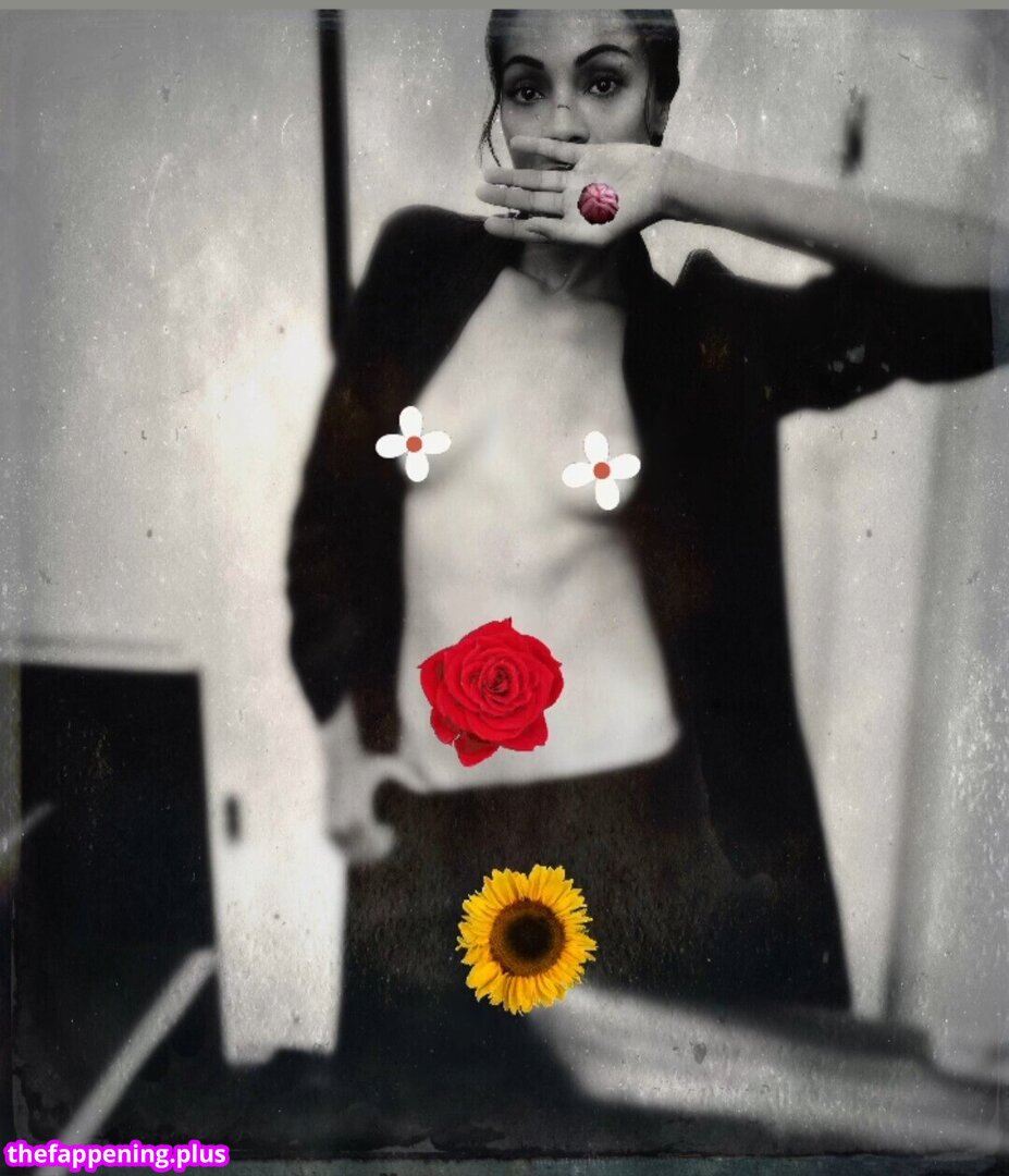 Photos/l/a/lana rain //lana rain  .jpg leaked private photo uncensored HD quality