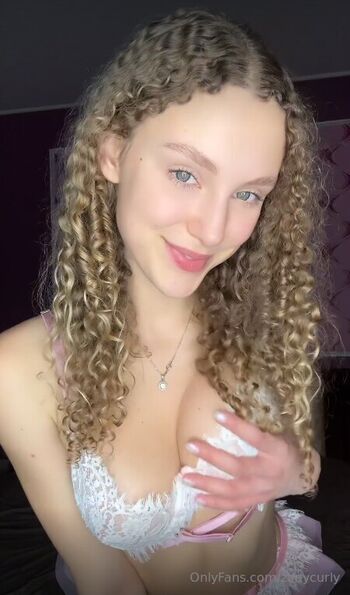 Zoey curly leaked private photo uncensored HD quality